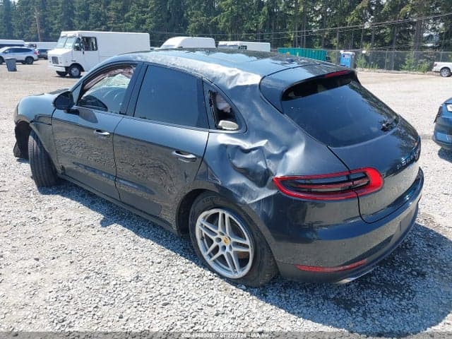 2017 PORSCHE MACAN 3