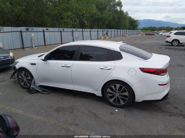 2019 KIA OPTIMA S 14