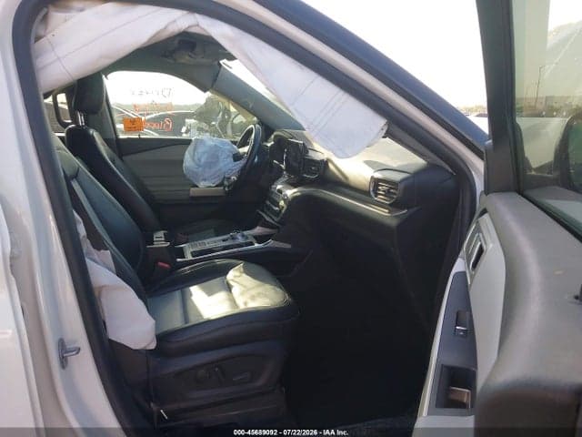 2023 FORD EXPLORER XLT 5