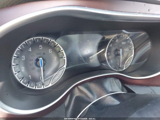 2020 CHRYSLER PACIFICA LIMITED 7