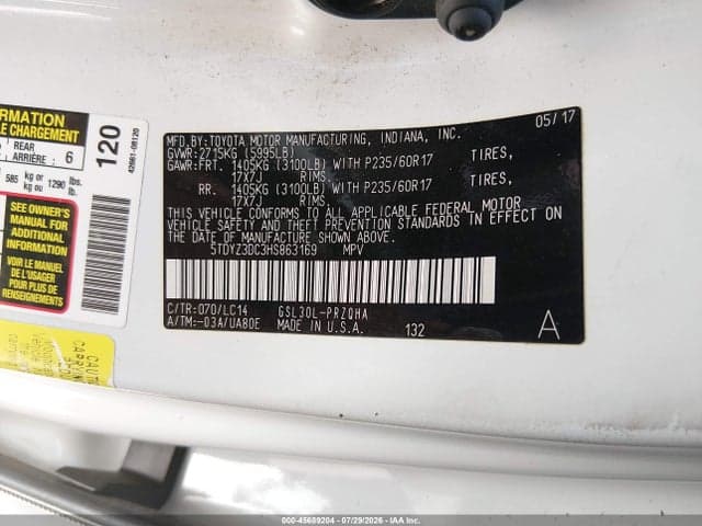 2017 TOYOTA SIENNA XLE 8 PASSENGER 9