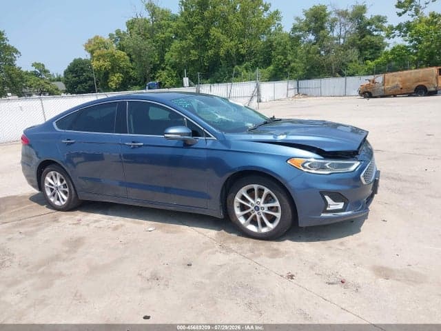 2019 FORD FUSION ENERGI TITANIUM 13