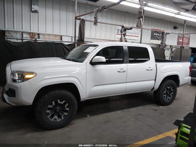 2018 TOYOTA TACOMA SR V6 15