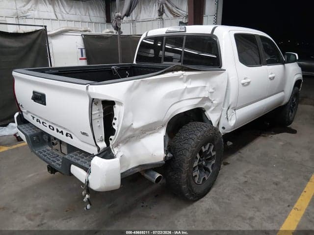 2018 TOYOTA TACOMA SR V6 4