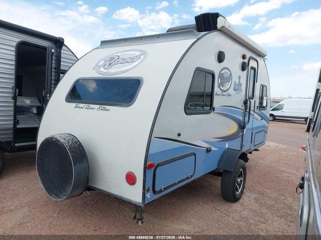 2018 FOREST RIVER R-POD 4