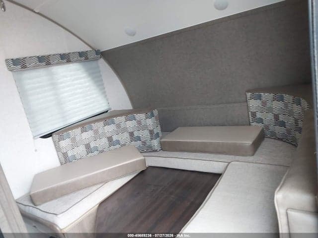 2018 FOREST RIVER R-POD 5