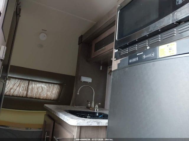 2018 FOREST RIVER R-POD 8