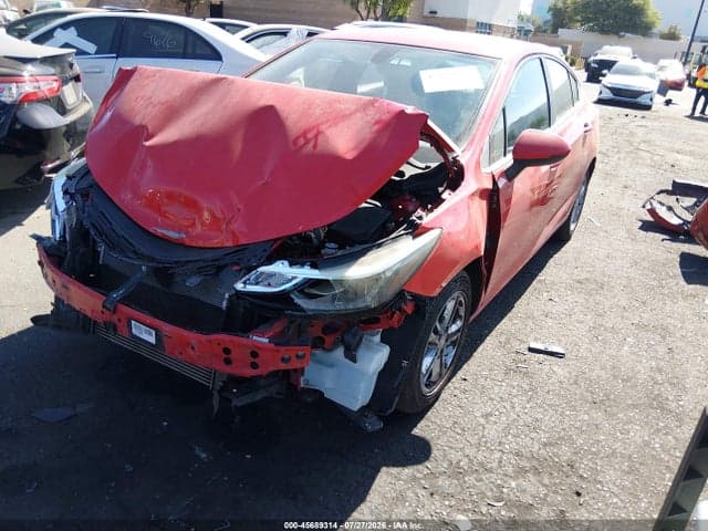 2017 CHEVROLET CRUZE LT AUTO 2