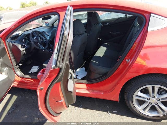 2017 CHEVROLET CRUZE LT AUTO 8