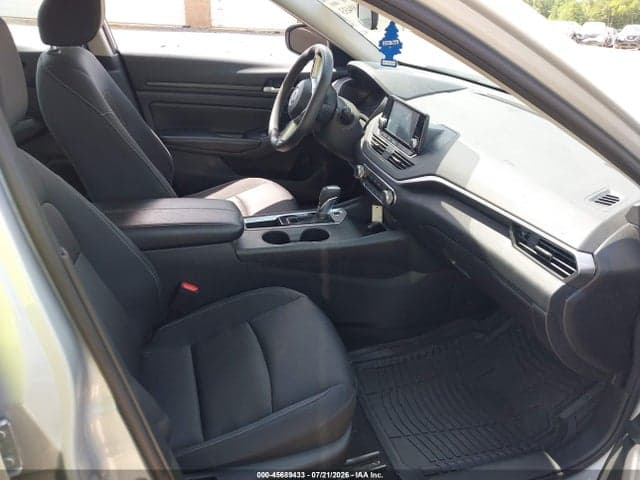 2022 NISSAN ALTIMA S FWD 5