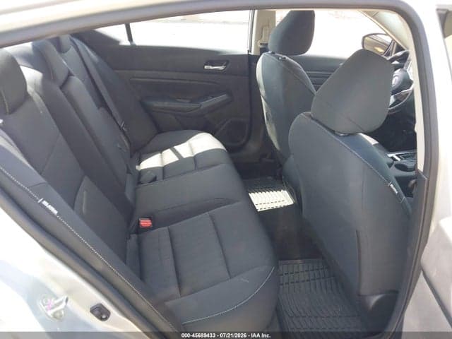 2022 NISSAN ALTIMA S FWD 8