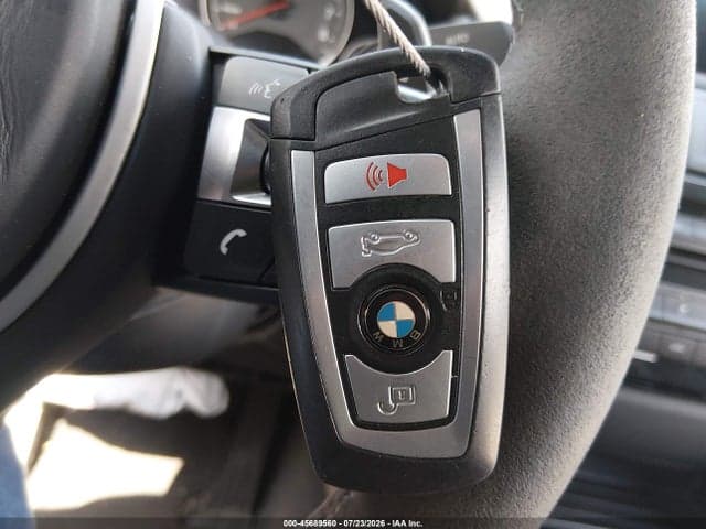 2020 BMW M4 CS 11