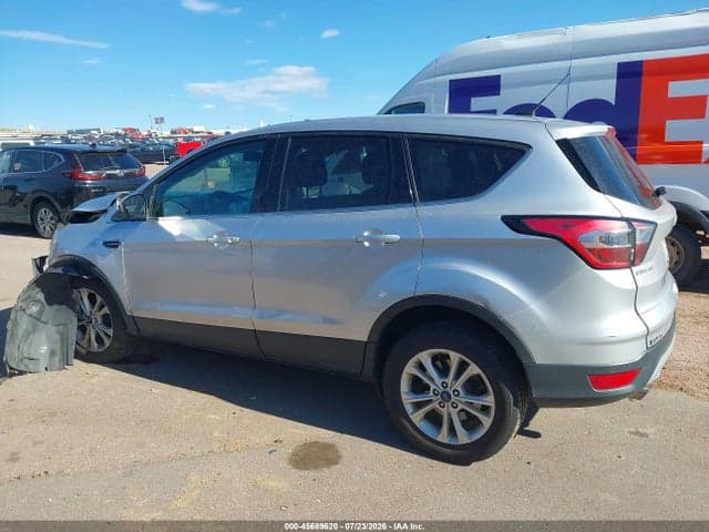 2017 FORD ESCAPE SE 15
