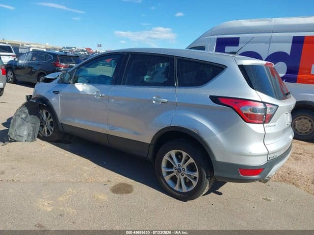 2017 FORD ESCAPE SE 3