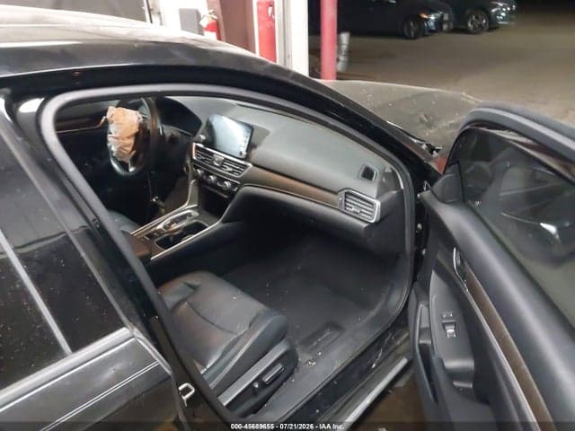 2018 HONDA ACCORD HYBRID EX-L 5