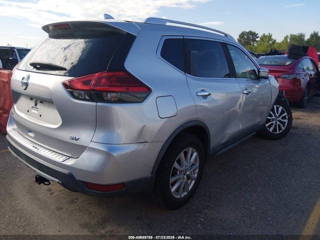 2017 NISSAN ROGUE SV 4