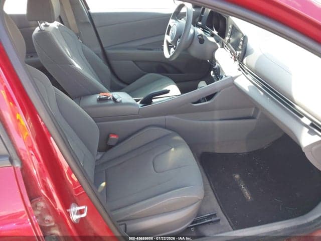 2023 HYUNDAI ELANTRA SEL 5