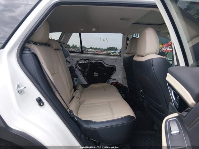 2025 SUBARU OUTBACK LIMITED 8