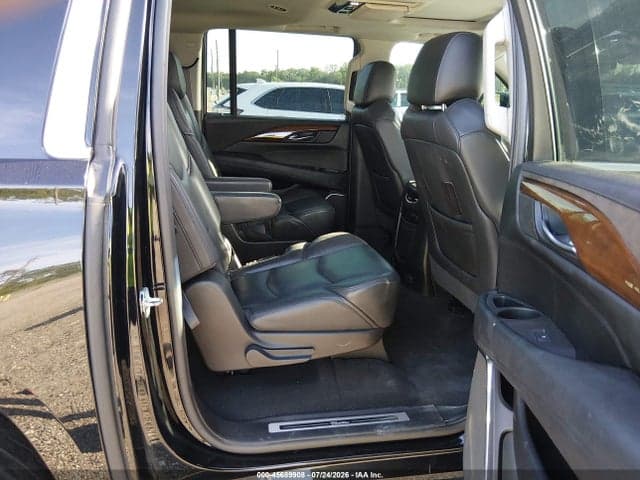 2017 CADILLAC ESCALADE ESV LUXURY 8