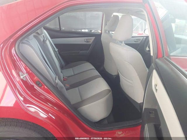 2018 TOYOTA COROLLA LE 8