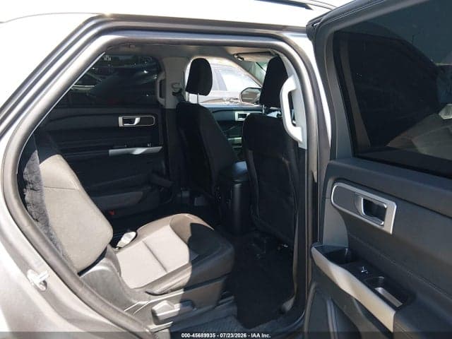 2023 FORD EXPLORER XLT 8