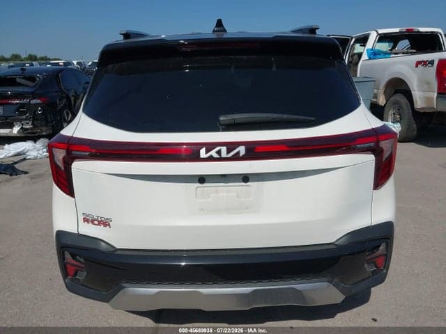 2024 KIA SELTOS S 17