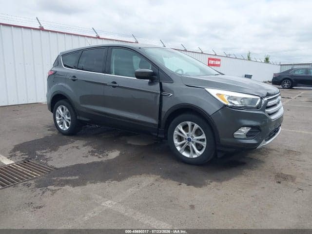 2017 FORD ESCAPE SE 1