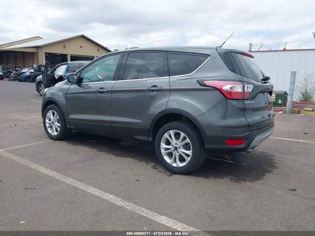 2017 FORD ESCAPE SE 3
