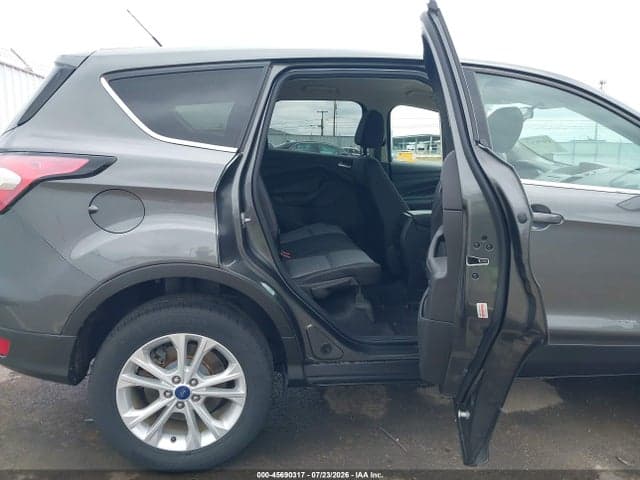 2017 FORD ESCAPE SE 8