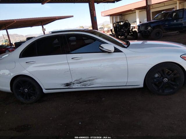 2017 MERCEDES-BENZ C 300 13
