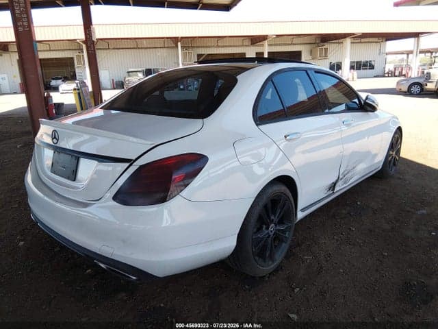 2017 MERCEDES-BENZ C 300 21