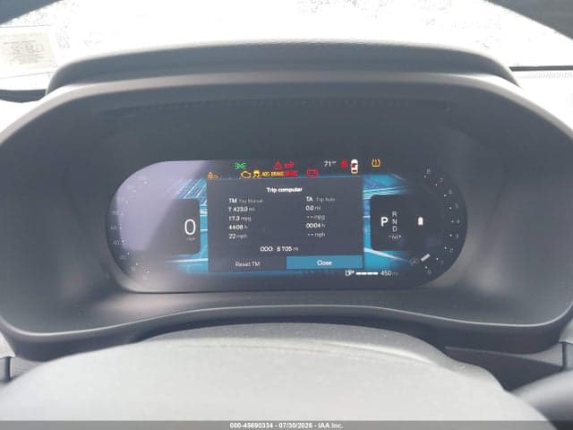 2025 VOLVO XC40 B5 ULTRA BRIGHT THEME 15