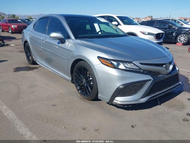 2021 TOYOTA CAMRY XSE AWD 2