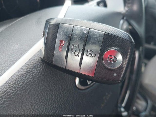 2018 KIA FORTE S 11