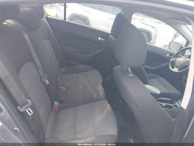 2018 KIA FORTE S 8