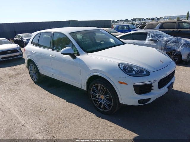 2017 PORSCHE CAYENNE PLATINUM EDITION 1