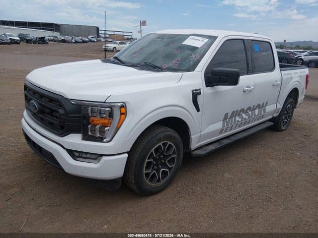 2023 FORD F-150 XLT 2