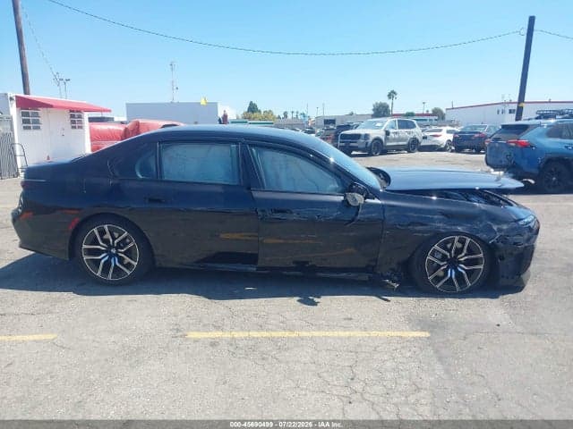 2025 BMW 740I 13