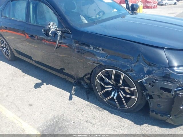 2025 BMW 740I 6