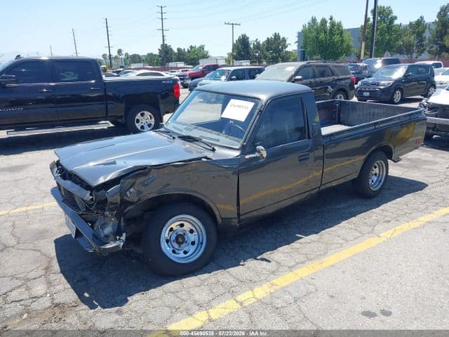 1976 TOYOTA HILUX 2