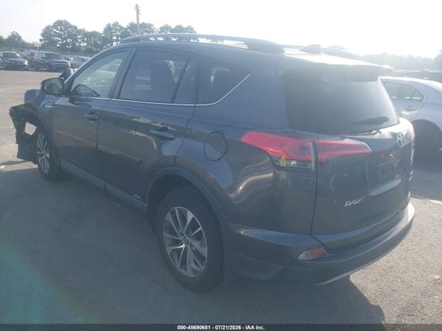 2018 TOYOTA RAV4 HYBRID XLE 3