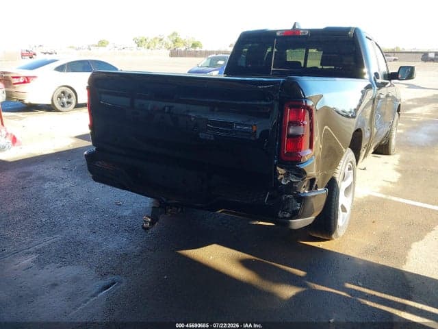 2026 RAM 1500 EXPRESS 4X2 6'4 BOX 6