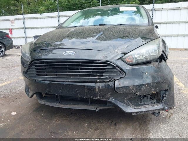 2017 FORD FOCUS SE 12