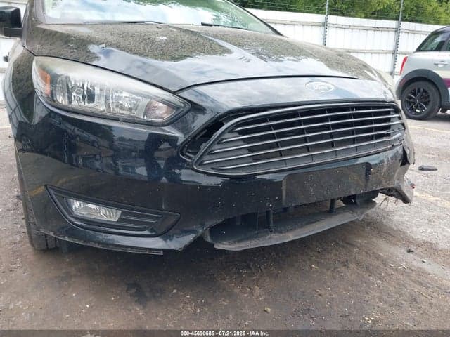 2017 FORD FOCUS SE 13