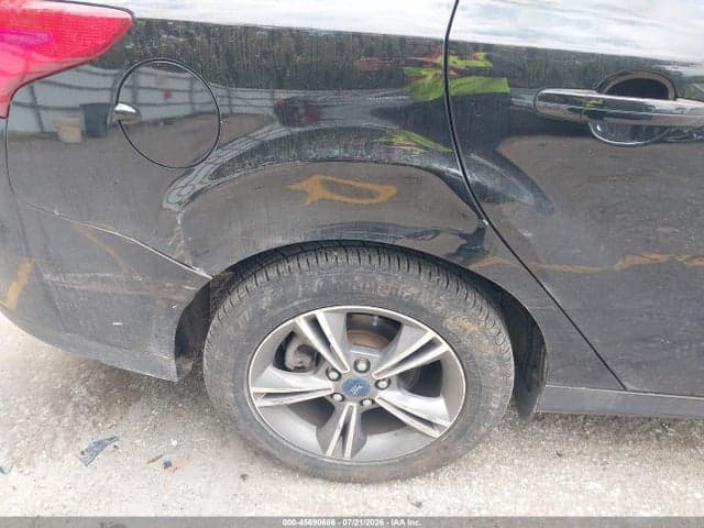 2017 FORD FOCUS SE 14