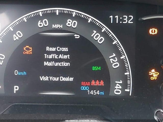2025 TOYOTA RAV4 XLE PREMIUM 7