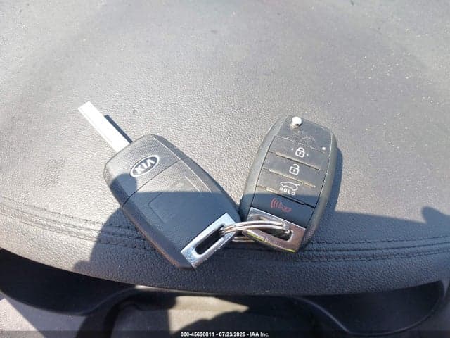 2017 KIA SORENTO 2.4L LX 11