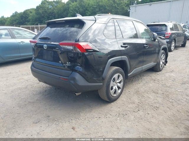 2020 TOYOTA RAV4 LE 4