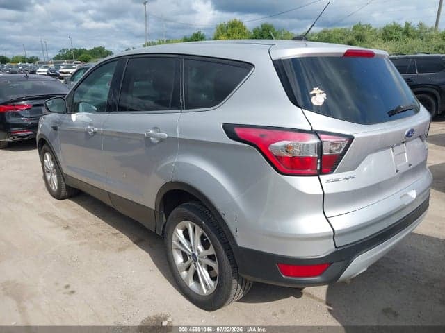 2017 FORD ESCAPE SE 3