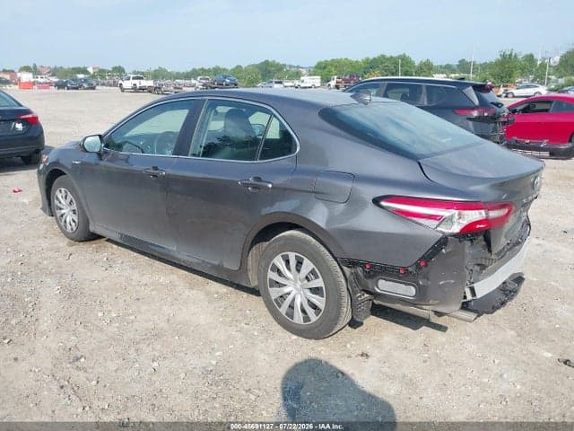 2020 TOYOTA CAMRY LE HYBRID 3